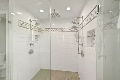10818 N Norway Dr, Mequon, WI 53092 - Photo 24