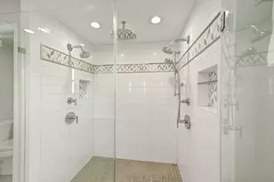10818 N Norway Dr, Mequon, WI 53092 - Photo 24