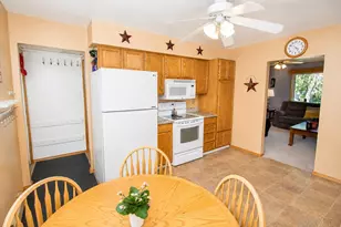 2305 Wyoming Ave, Superior, WI 54880 - Photo 10
