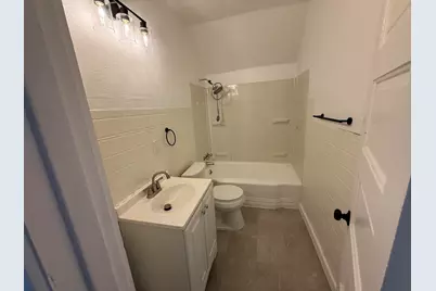3807 E Edgerton Ave, Cudahy, WI 53110 - Photo 10