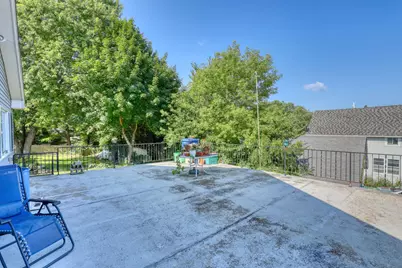 427 W Main St, Newburg, WI 53090 - Photo 26