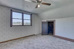 427 W Main St, Newburg, WI 53090 - Photo 18