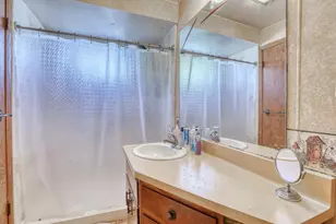 427 W Main St, Newburg, WI 53090 - Photo 20
