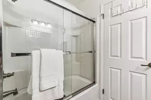 W136S6953 Hale Park Dr, Muskego, WI 53150 - Photo 22