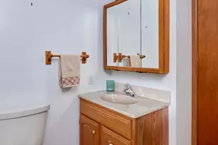 113 N 121st St, Wauwatosa, WI 53226 - Photo 32