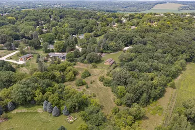 S29W29210  Wayne Keith Cir, Genesee, WI 53188 - Photo 2