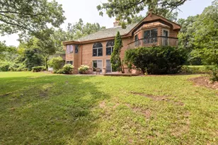 S29W29210 Wayne Keith Cir, Genesee, WI 53188 - Photo 4