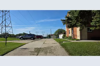 3123 E Grange Ave, Cudahy, WI 53110 - Photo 10