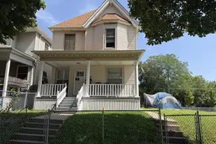 1906 N 33rd St, Milwaukee, WI 53208 - Photo 1
