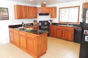 2300 Maple Rd, Grafton, WI 53024 - Photo 4