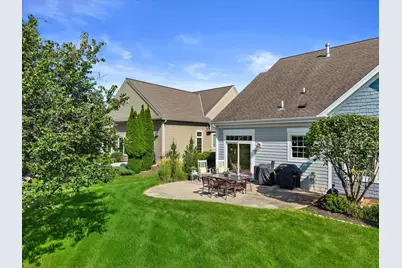 1758  Bess Ct, Oconomowoc, WI 53066 - Photo 6