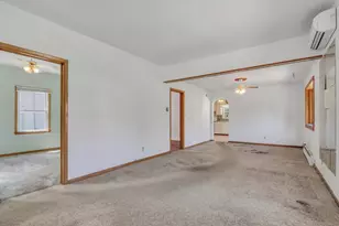 1604 54th St, Kenosha, WI 53140 - Photo 6