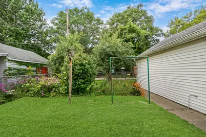 1604  54th St, Kenosha, WI 53140 - Photo 38