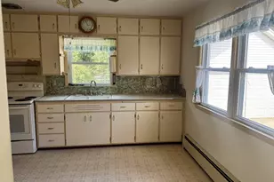 1604 54th St, Kenosha, WI 53140 - Photo 12