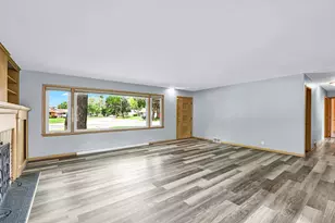 3433 Stratford Ave, Racine, WI 53402 - Photo 8