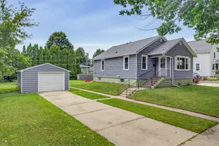 1021 Wilson Ave, Sheboygan, WI 53081 - Photo 24