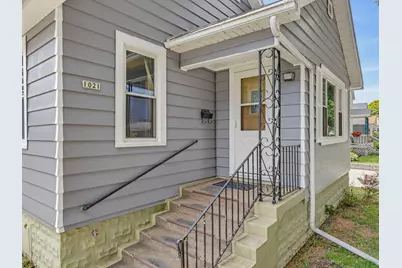 1021  Wilson Ave, Sheboygan, WI 53081 - Photo 4