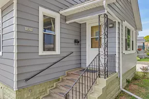 1021 Wilson Ave, Sheboygan, WI 53081 - Photo 4