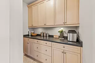 108 W Wells St, Milwaukee, WI 53203 - Photo 20