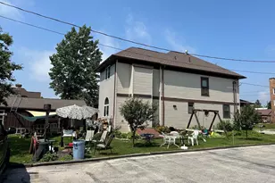 811 State St, Manitowoc, WI 54220 - Photo 2