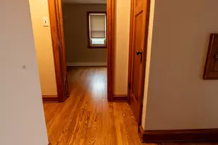 2077 S 107th St, West Allis, WI 53227 - Photo 18