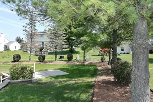 6652 S Scenic Ct, Franklin, WI 53132 - Photo 34
