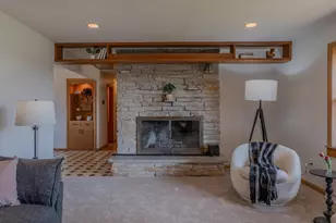 N124W18420 Lovers Ln, Germantown, WI 53022 - Photo 8