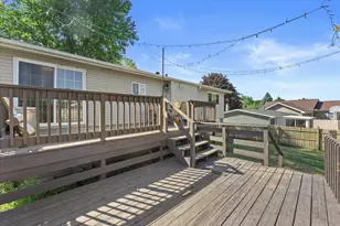 1644 Warwick Wy, Racine, WI 53406 - Photo 18