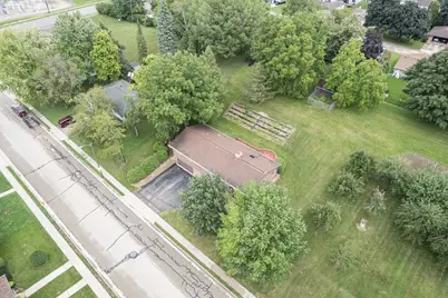 320 N Clark St, Mayville, WI 53050 - Photo 18