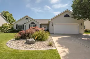 8313 Whitetail Dr, Racine, WI 53406 - Photo 2