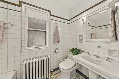2405 N 73rd St, Wauwatosa, WI 53213 - Photo 22