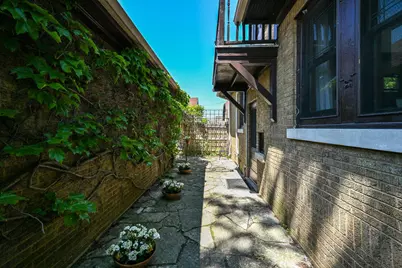 2405 N 73rd St, Wauwatosa, WI 53213 - Photo 50