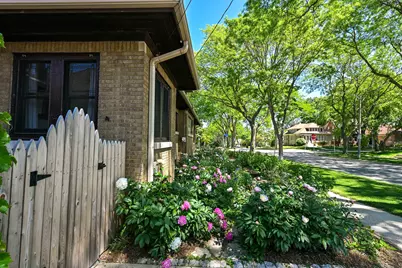 2405 N 73rd St, Wauwatosa, WI 53213 - Photo 46