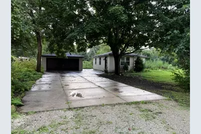 7105  Old Spring St, Racine, WI 53406 - Photo 2