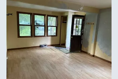 7105  Old Spring St, Racine, WI 53406 - Photo 16