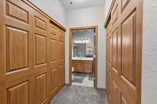 460 N Silverbrook Dr, West Bend, WI 53090 - Photo 22