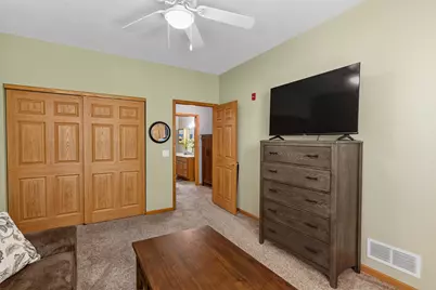 460 N Silverbrook Dr #103, West Bend, WI 53090 - Photo 18
