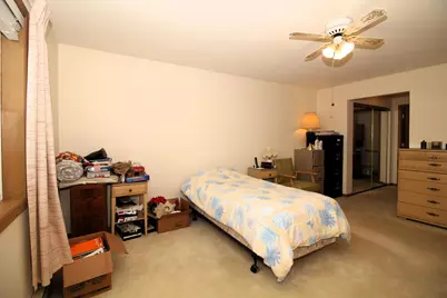 715  Canterberry Ct #215, West Bend, WI 53090 - Photo 12