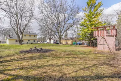 3749  Debby Ln, Racine, WI 53126 - Photo 32