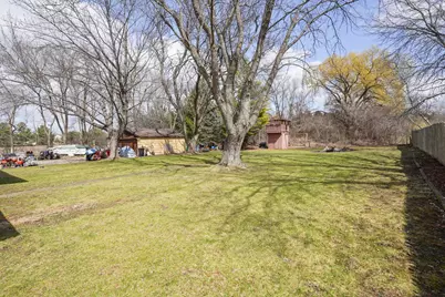 3749  Debby Ln, Racine, WI 53126 - Photo 34