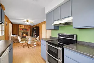 3749 Debby Ln, Racine, WI 53126 - Photo 12