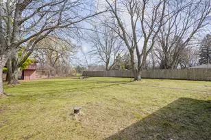 3749 Debby Ln, Racine, WI 53126 - Photo 32