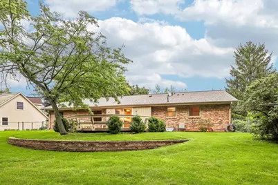 928  Tanglewood Ct, Oconomowoc, WI 53066 - Photo 2