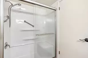 928 Tanglewood Ct, Oconomowoc, WI 53066 - Photo 22