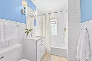 7442 Lincoln Pl, Wauwatosa, WI 53213 - Photo 22