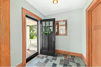7442  Lincoln Pl, Wauwatosa, WI 53213 - Photo 2