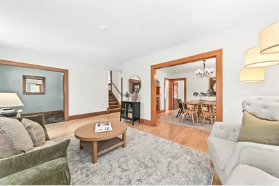 7442  Lincoln Pl, Wauwatosa, WI 53213 - Photo 6