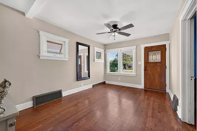 9012 W Greenfield Ave, West Allis, WI 53214 - Photo 6