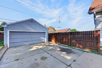 9012 W Greenfield Ave, West Allis, WI 53214 - Photo 24