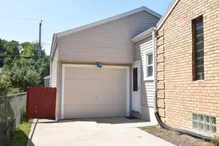 206 Belmont Ave, Racine, WI 53405 - Photo 40